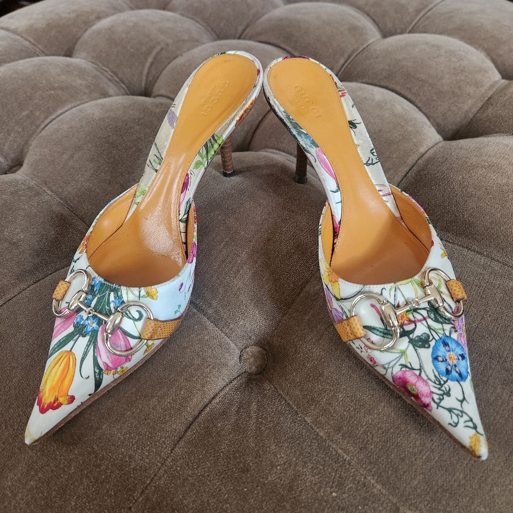 Authentic Vintage Gucci 1955 Horsebit Floral Kitten Mules